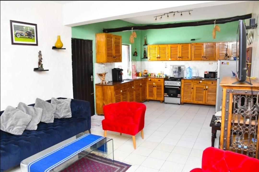 Mavericks Convenient Cozy Loft In Diani'S Cbd Ukunda Exterior photo