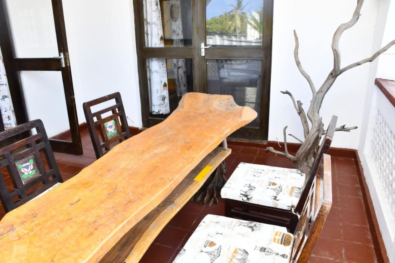 Mavericks Convenient Cozy Loft In Diani'S Cbd Ukunda Exterior photo